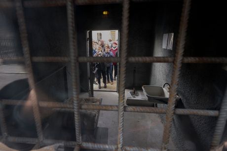 Replika zatvorske ćelije Aleksej Navaljni Pariz