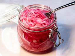 Ukiseljeni crveni luk