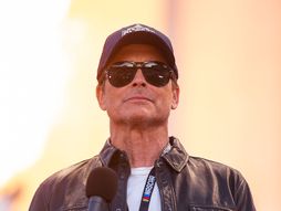 Rob Lowe, Lov