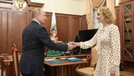 Šokantno priznanje "Majke Rusije" u TV prenosu: "Da, otela sam ga. Pevao je ukrajinske pesme, a onda je..."