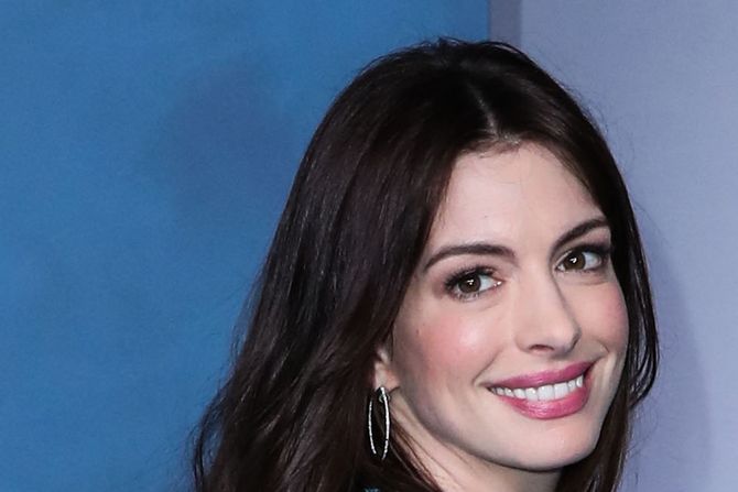 Anne Hathaway Anne Hathaway