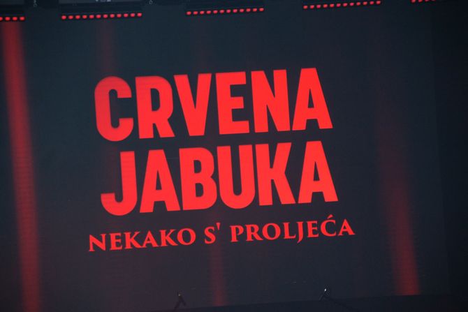 Koncert Crvena jabuka