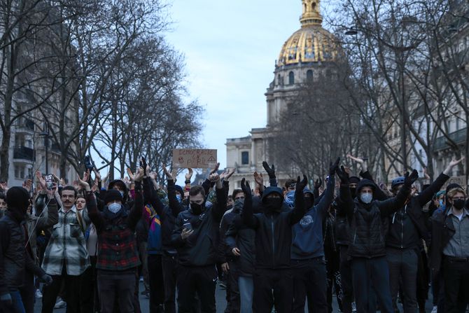 Pariz Francuska protesti penziona reforma