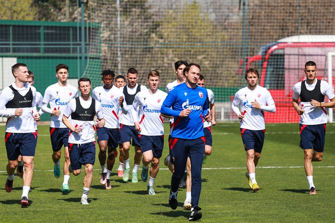 FK Crvena zvezda trening