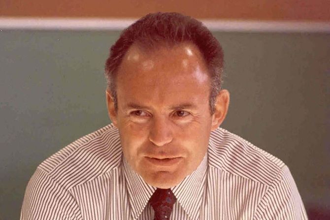 Gordon Moore, Mur, Intel Gordon Moore, Mur, Intel