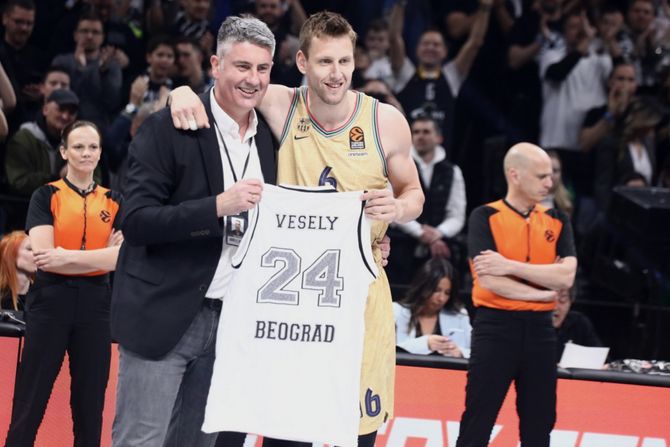 Košarka Evroliga Partizan Barsa Barselona Košarka Evroliga Partizan Barsa Barselona