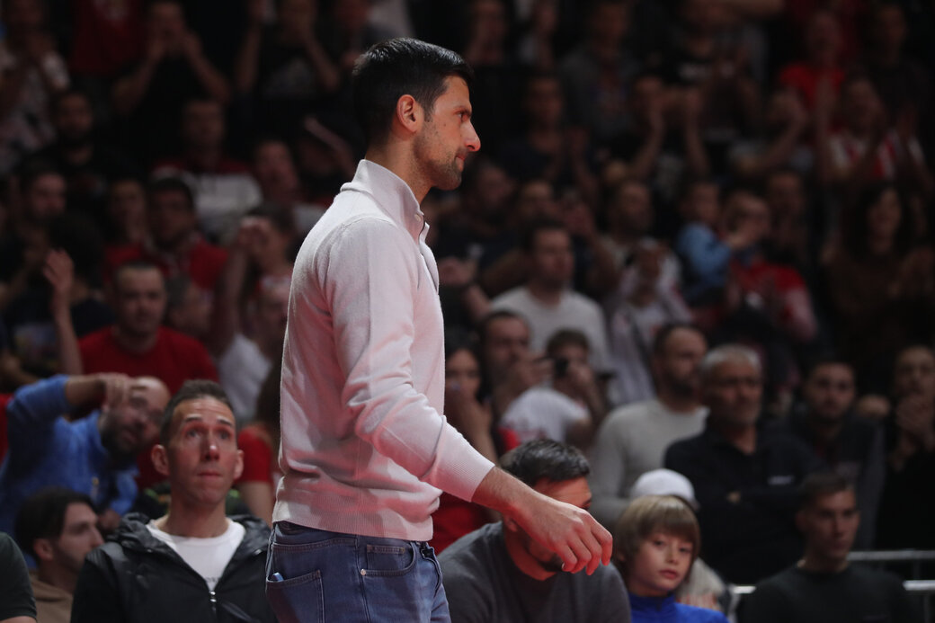 Novak Đoković i Janis gledaju Evroligu u Grčkoj: Videli su kako Bodiroga uručuje nagradu Bugarinu