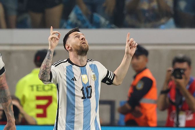 Lionel Mesi, Fudbalska reprezentacija Argentine Lionel Mesi, Fudbalska reprezentacija Argentine