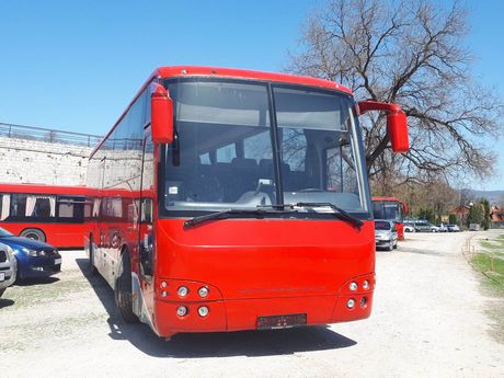 Učenik izbačen iz autobusa  Ravna Dubrava-Niš.