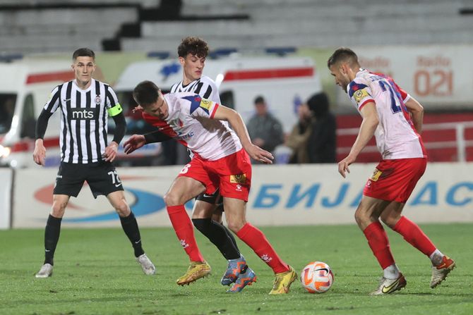 FK Vojvodina, FK Partizan