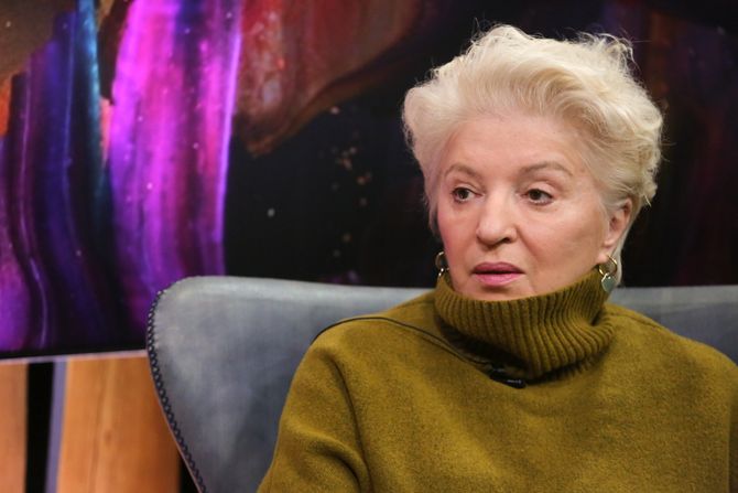 Mirjana Karanović Mirjana Karanović