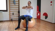 Vežbe za jačanje trupa na pilates-lopti: Lagani trening za bolju posturu