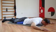 Ojačajte leđa uz 3 efektne vežbe: Lagani kućni trening protiv kifoze