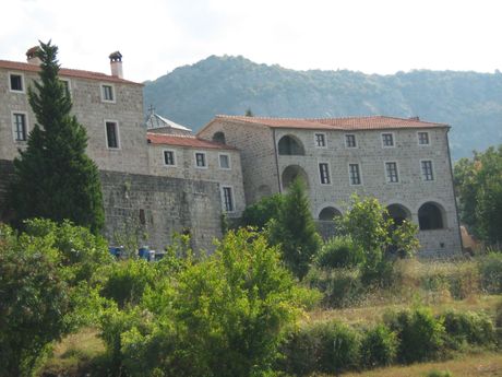 Manastir Podmaine