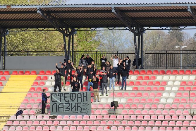 Čačak, Utakmica između FK Borac 1926 i Krušika iz Valjeva u čast preminulog fubalera Stefana Lazića