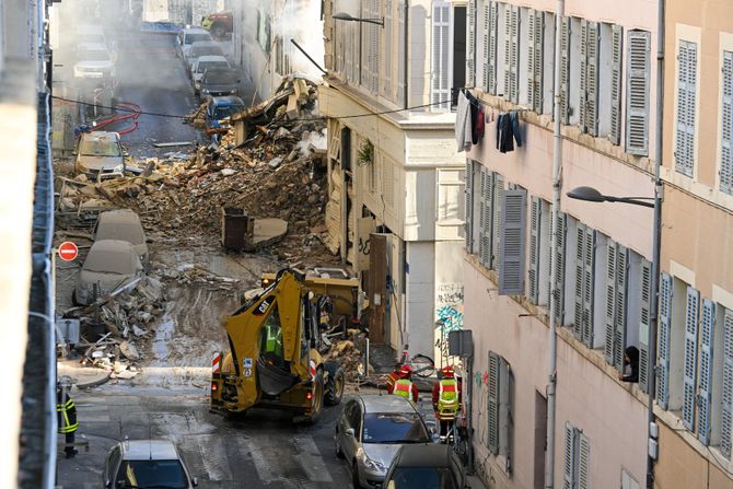 Marsej zgrade se urušila srušila