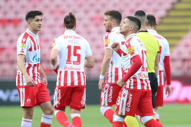 Aleks Vigo, FK Crvena zvezda, FK Radnički Kragujevac