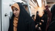 Bez hidžaba ne može u metro: Novi zakon koji otežava život žena u Iranu