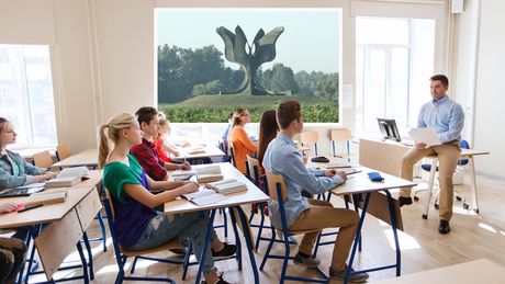 Škola učionica učenici đaci Jasenovac Škola učionica učenici đaci Jasenovac