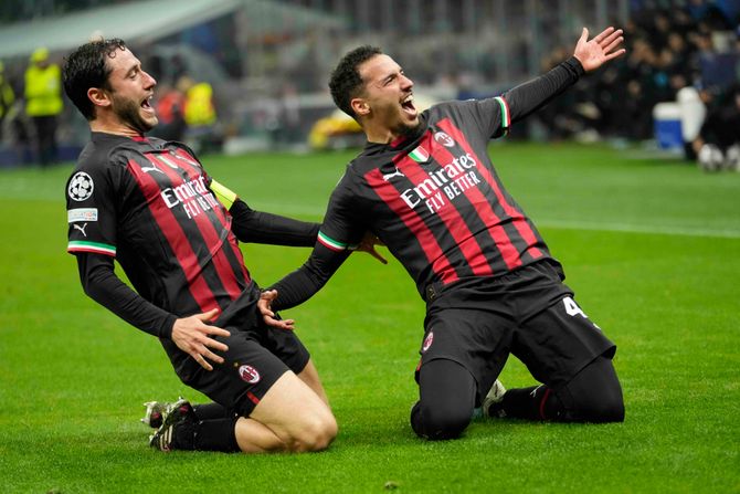 FK Milan - FK Napoli Ismael Bennacer Benaser desno FK Milan - FK Napoli Ismael Bennacer Benaser desno