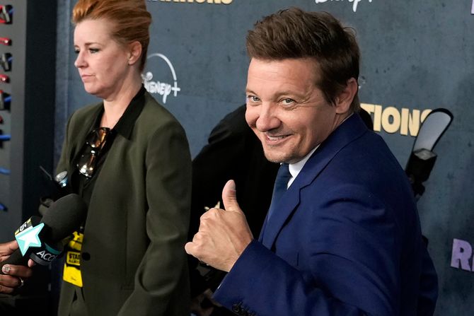 Jeremy Renner Džeremi Rener