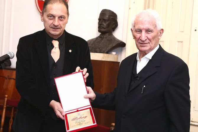 Matija Bećković književno veče Matija Bećković književno veče