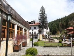 Manastir Tumane, Veliki petak