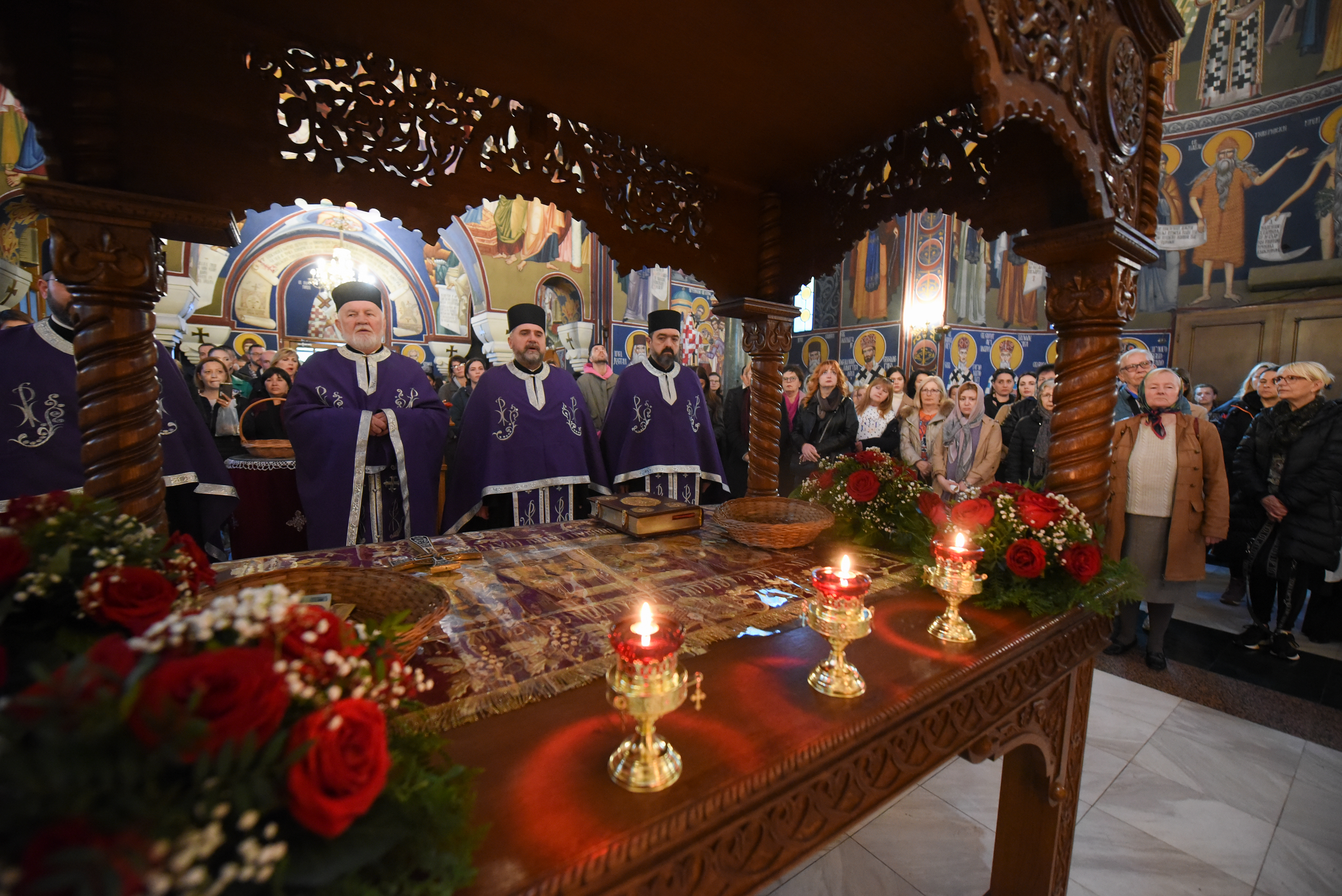 Od ove godine jedinstven uskršnji običaj u Leposaviću, čuvanje Hristovog groba