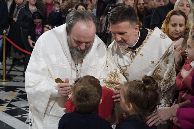 BEOGRAD USKRS LITURGIJA 