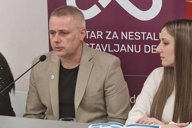 Igor Jurić, Centar za nestalu i zlostavljanu decu