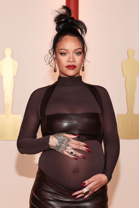 Rihanna, Rijana Rihanna, Rijana