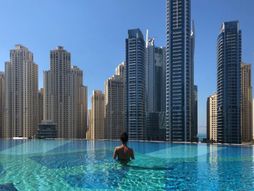 Dubai, beskonačni bazeni