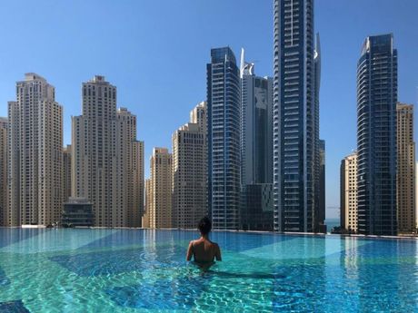 Dubai, beskonačni bazeni