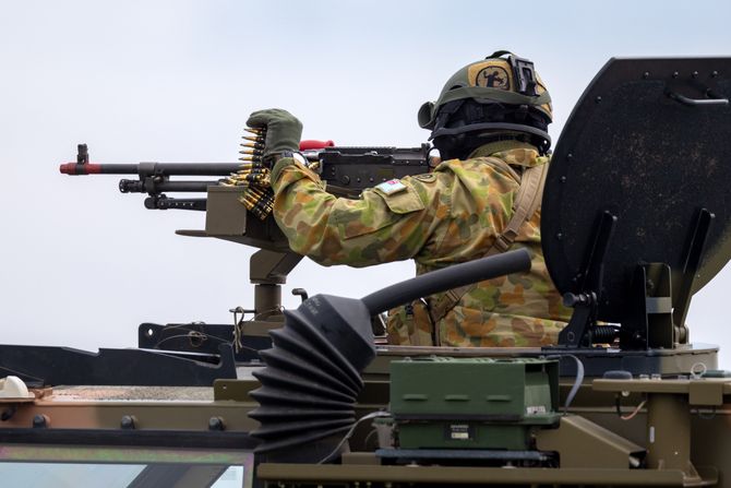 Avalon Australija vojnik vojska oklopno vozilo mitraljez