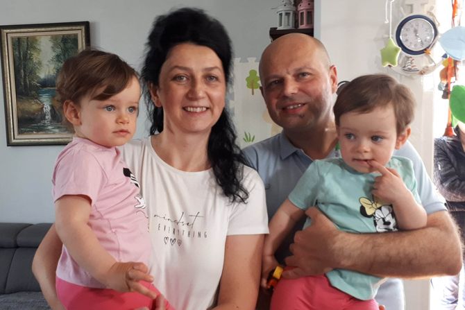Jelena Zlatanović, Milan Zlatanović, Grad Niš, vantelesna oplodnja Jelena Zlatanović, Milan Zlatanović, Grad Niš, vantelesna oplodnja