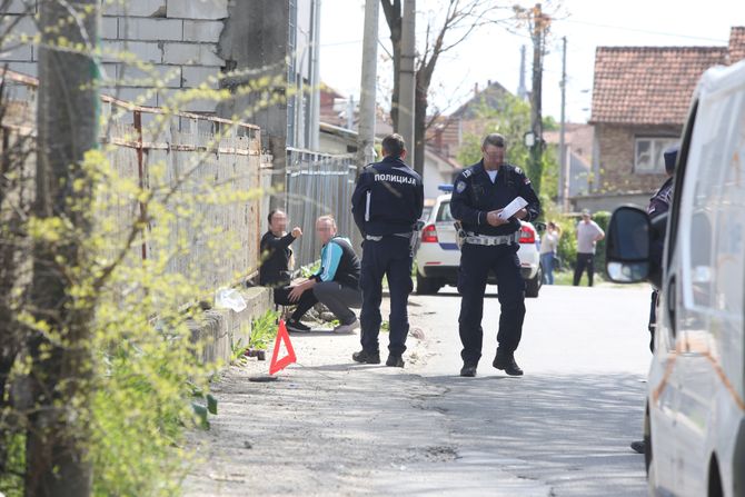 Nesreća u Zemunu, auto udario dečaka