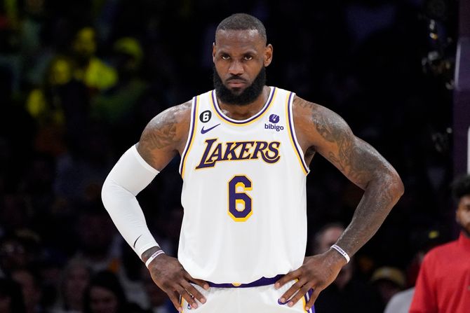 Lebron Džejms Lebron Džejms