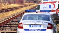 MUP o tragediji u Vrčinu gde je poginulo dvoje mladih: Sudarili se pežo i lokomotiva na pružnom prelazu