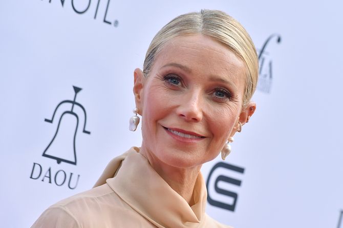 Gwyneth Paltrow Gvinet Paltrou Gwyneth Paltrow Gvinet Paltrou