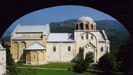 Manastir koji se smatra centrom okupljanja srpskog naroda: 14 crkava je nestalo, a on i dalje stoji i očarava