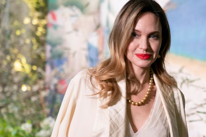 Angelina Jolie Angelina Jolie