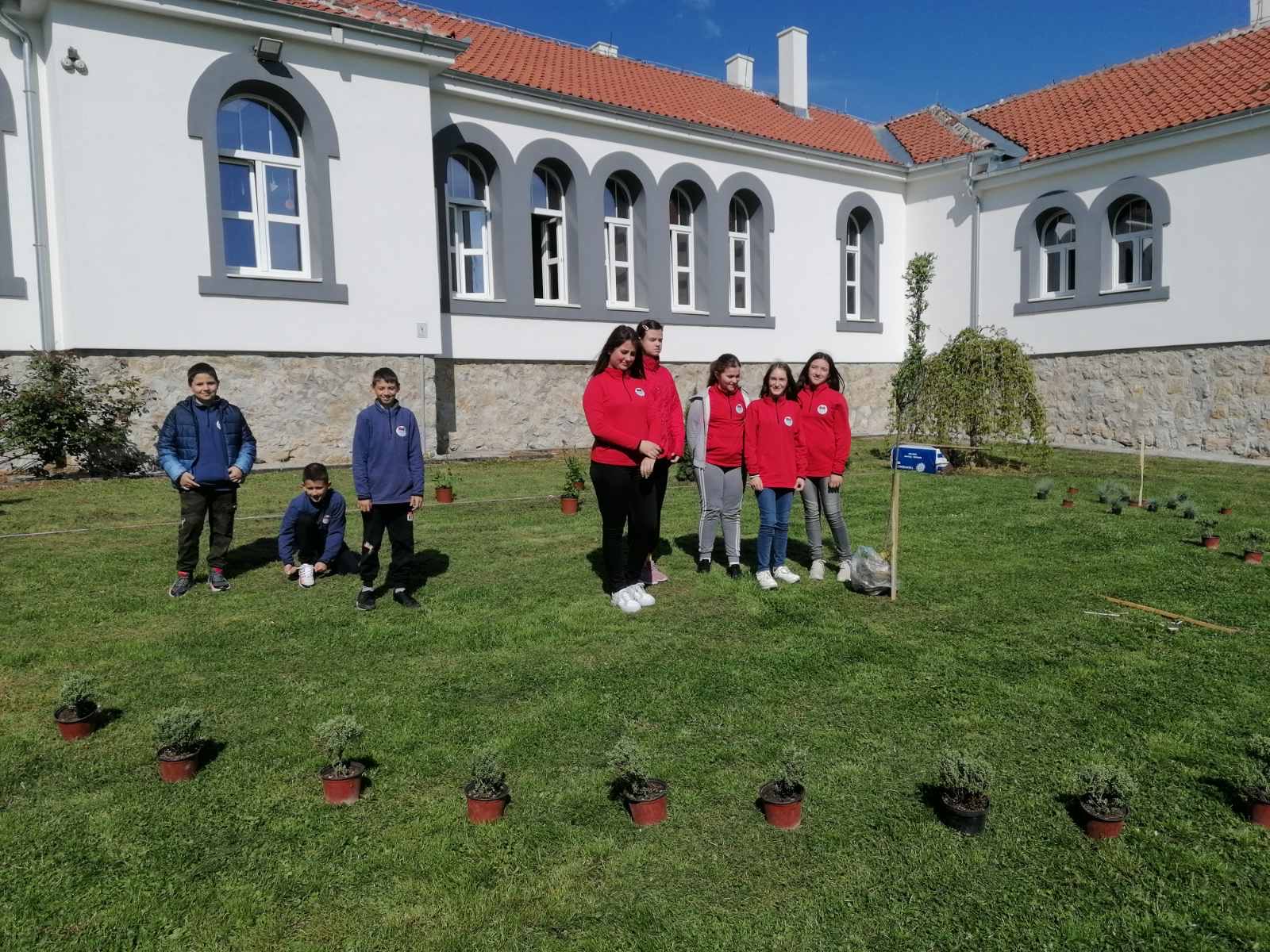 Prva škola u Srbiji koja je uvela uniforme - Borba