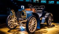 Automobil star 130 godina prošao tehnički pregled
