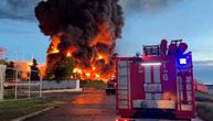 Prve fotografije i snimak iz Sevastopolja: Buknuo požar na rezervoaru za gorivo, sumnja se na napad dronom