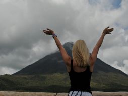 Kostarika, Latinska Amerika