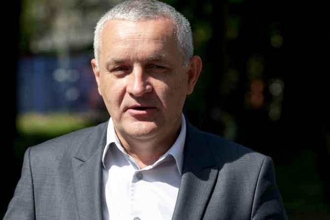 BLJESAK VENCI LINTA BLJESAK VENCI LINTA