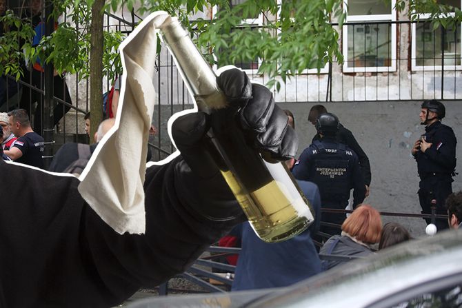 Pucnjava u školi u Beogradu Pucnjava u školi u Beogradu