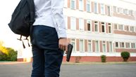 Učenik u BiH pretio nastavnici pištoljem, pa pobegao: Otac ga predao policiji