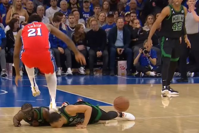 Džoel Embid Džoel Embid