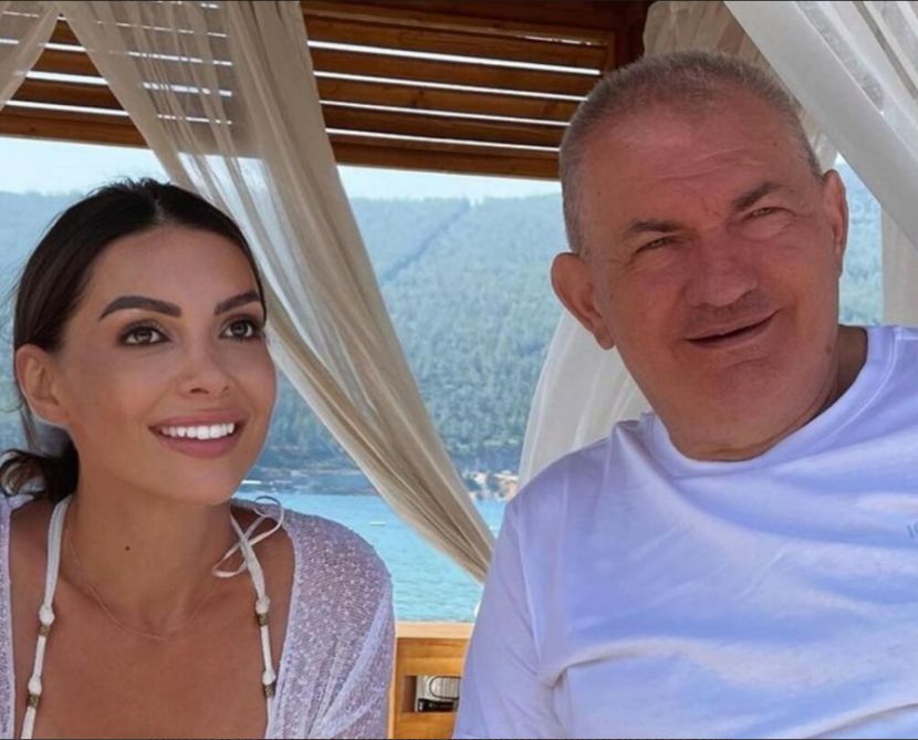 Voditeljka Slagalice je udata za 18. godina starijeg: Dragan je na visokoj poziciji, a evo čime ju je osvojio - Telegraf.rs